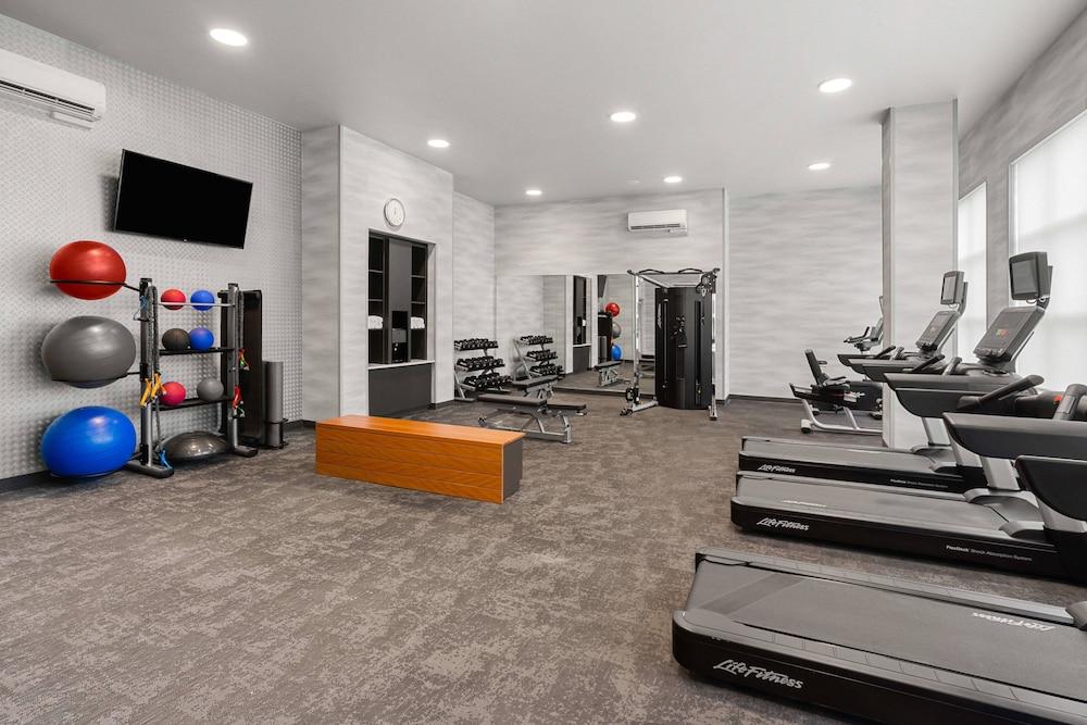 Holiday Inn Express & Suites Seattle - City Center Экстерьер фото
