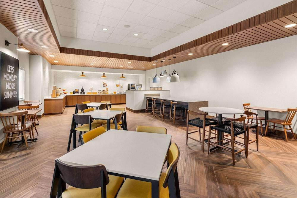 Holiday Inn Express & Suites Seattle - City Center Экстерьер фото