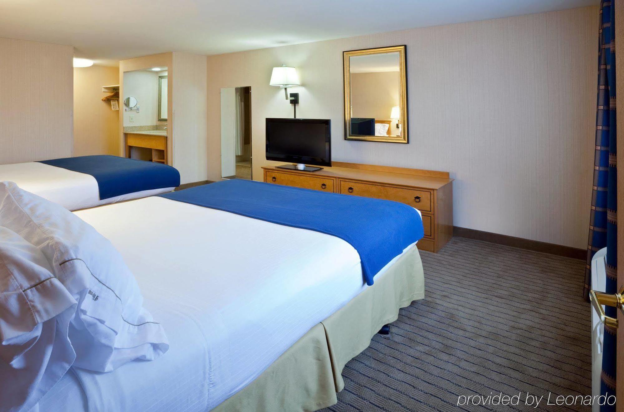 Holiday Inn Express & Suites Seattle - City Center Экстерьер фото