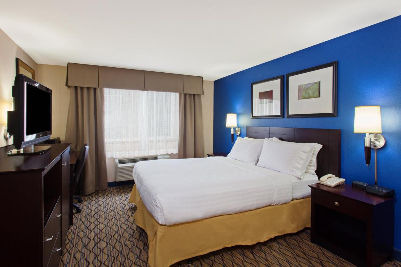 Holiday Inn Express & Suites Seattle - City Center Экстерьер фото