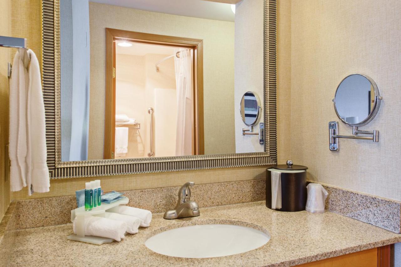 Holiday Inn Express & Suites Seattle - City Center Экстерьер фото